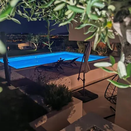Villa Maya *